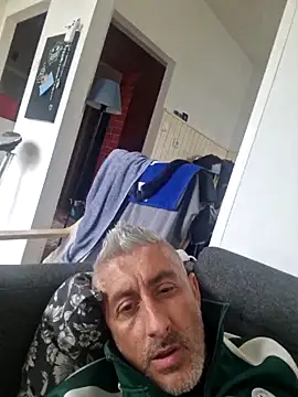 cuci45 online show from April 10, 2026, 12:45 pm