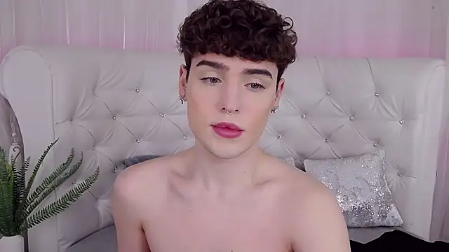 Snapshot of RobbyCharming chatting on February 6, 2026, 4:30 am RobbyCharming online show from February 6, 2026, 4:30 am