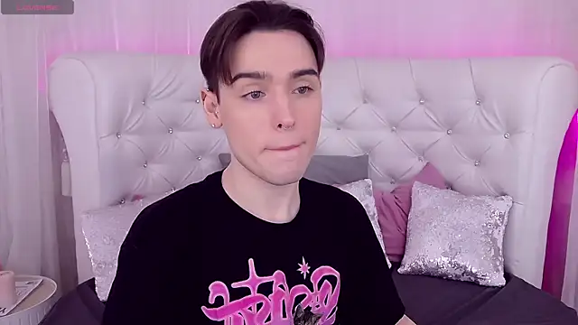 RobbyCharming online show from March 22, 2025, 1:54 am