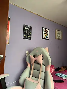 Snapshot of charlotte_stevenss_ chatting on February 22, 2026, 3:46 pm charlotte stevenss online show from February 22, 2026, 3:46 pm