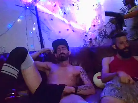 Snapshot of ItalianPapiDripDrip chatting on February 10, 2025, 12:08 am ItalianPapiDripDrip online show from February 10, 2025, 12:08 am