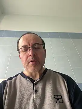 Snapshot of Maxi7hot chatting on February 7, 2026, 7:38 am Maxi7hot online show from February 7, 2026, 7:38 am