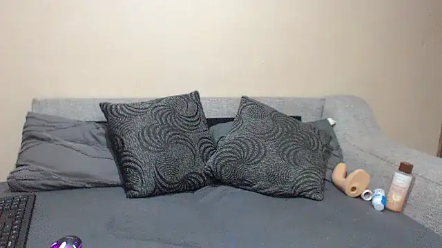 BELINDAXXXXX online show from March 3, 2025, 4:21 am