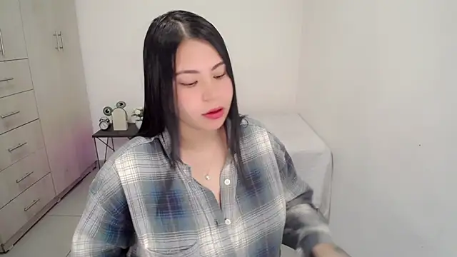 Snapshot of Youlittlepervertt_ chatting on February 27, 2026, 2:56 am Youlittlepervertt online show from February 27, 2026, 2:56 am