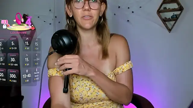 Snapshot of jasminedaze888 chatting on October 5, 2025, 10:44 pm jasminedaze888 online show from October 5, 2025, 10:44 pm