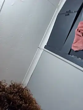 Shaniko89 online show from March 10, 2026, 6:28 am