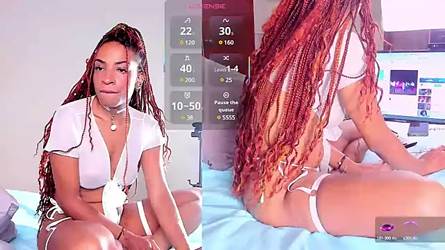 Snapshot of Ebony_Skye chatting on March 21, 2025, 1:23 pm Ebony Skye online show from March 21, 2025, 1:23 pm