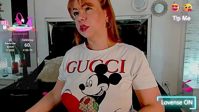 Snapshot of MilfClarett chatting on March 11, 2025, 8:53 pm MilfClarett online show from March 11, 2025, 8:53 pm