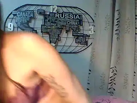 Snapshot of Imurwifey chatting on October 24, 2025, 10:14 am Imurwifey online show from October 24, 2025, 10:14 am