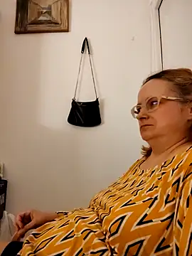 She-devilx online show from June 17, 2026, 10:41 pm