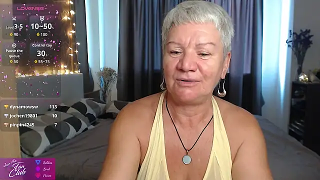 roxana brooks online show from May 13, 2026, 1:23 am