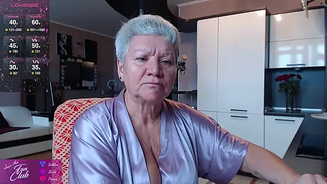 roxana brooks online show from October 5, 2025, 6:15 am