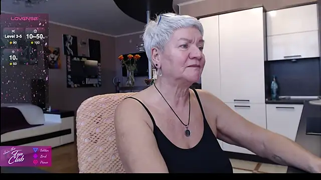 roxana brooks online show from October 25, 2025, 10:25 am