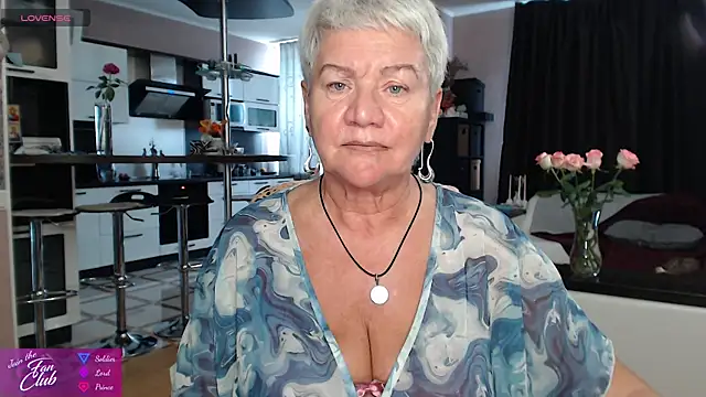 roxana brooks online show from August 5, 2026, 1:49 pm