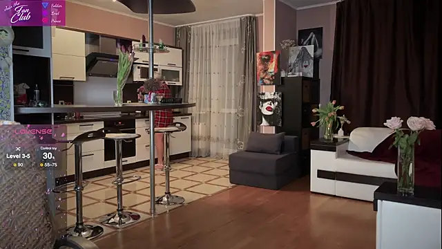 roxana brooks online show from March 12, 2025, 8:09 pm