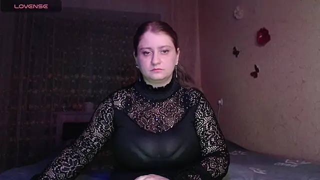 Snapshot of CumCpl chatting on December 3, 2024, 9:17 pm CumCpl online show from December 3, 2024, 9:17 pm