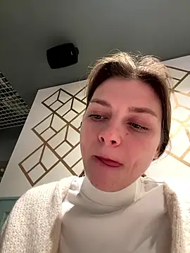 Snapshot of ValenciaShock chatting on January 17, 2026, 6:39 am ValenciaShock online show from January 17, 2026, 6:39 am