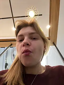 ValenciaShock online show from October 11, 2025, 6:47 am