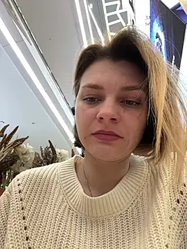 Snapshot of ValenciaShock chatting on February 19, 2026, 6:43 am ValenciaShock online show from February 19, 2026, 6:43 am