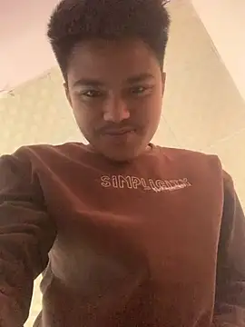 Hullax online show from March 31, 2026, 2:35 am