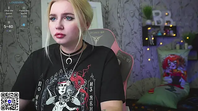 Moon Valkyrie online show from December 23, 2025, 10:47 am