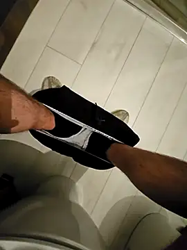 Snapshot of manu9921 chatting on February 14, 2025, 12:14 pm manu9921 online show from February 14, 2025, 12:14 pm