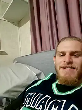 lochie49800 online show from February 2, 2025, 11:18 am