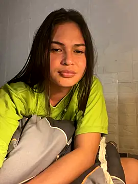 Ashely Lewis online show from December 3, 2025, 9:58 pm