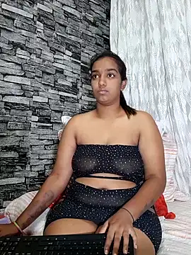 Snapshot of Xindias_fantasyX chatting on March 21, 2025, 6:40 pm Xindias fantasyX online show from March 21, 2025, 6:40 pm