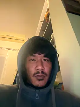 juniiorre online show from October 21, 2025, 8:08 pm