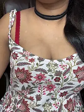 SCHOOL Girl 0 online show from September 12, 2025, 1:50 am