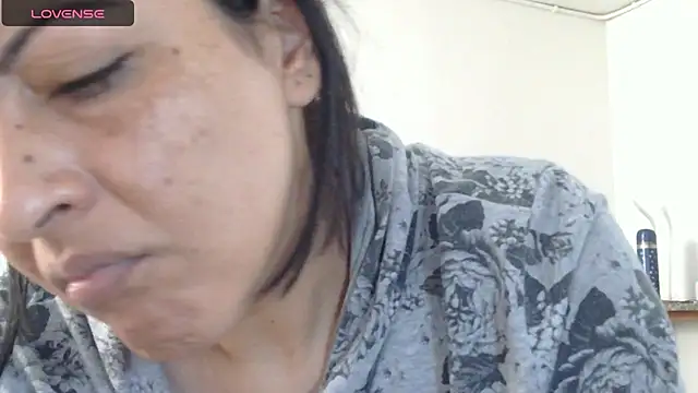 Snapshot of ErikaRika chatting on February 26, 2025, 6:15 pm ErikaRika online show from February 26, 2025, 6:15 pm