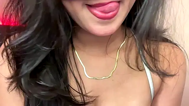 Hottie ishuu online show from January 6, 2026, 6:01 pm