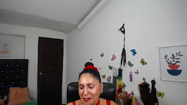 mature bigboobs10 online show from February 15, 2026, 4:02 am