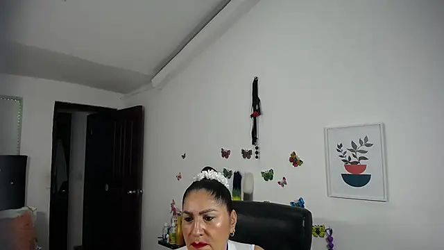 Snapshot of mature_bigboobs10 chatting on February 23, 2025, 4:39 am mature bigboobs10 online show from February 23, 2025, 4:39 am
