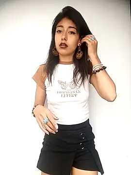 Snapshot of Scarlet_wd18 chatting on March 12, 2025, 7:47 pm Scarlet wd18 online show from March 12, 2025, 7:47 pm