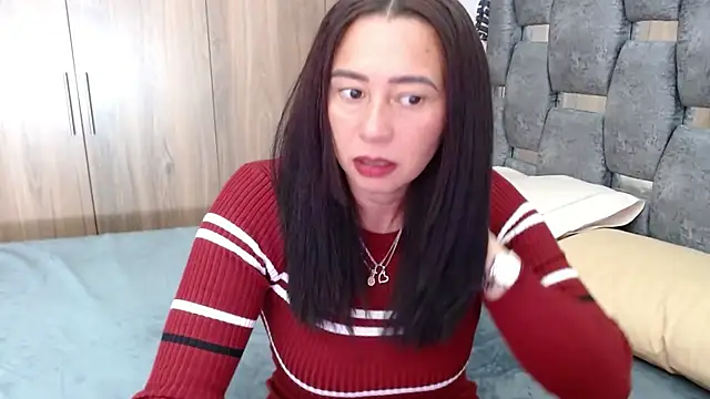 sara hott 1 online show from March 8, 2025, 12:41 pm