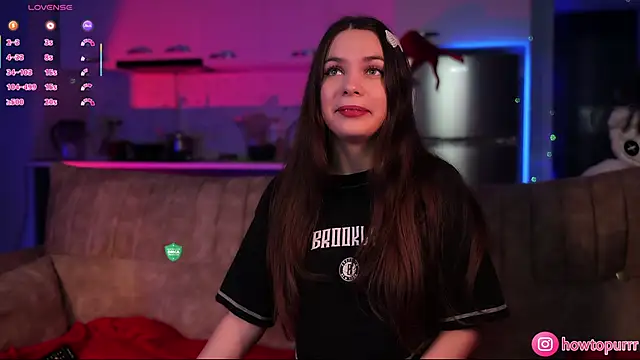 How2Meow online show from November 15, 2025, 4:44 pm