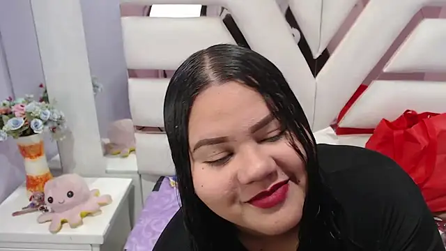 ValenTitis online show from March 10, 2025, 7:50 pm