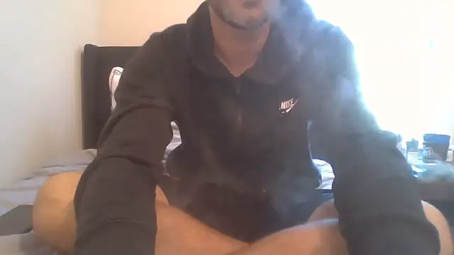 Hotboyo01 online show from February 17, 2025, 6:50 pm