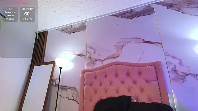 Snapshot of Jade20_ chatting on November 5, 2025, 9:40 pm Jade20 online show from November 5, 2025, 9:40 pm