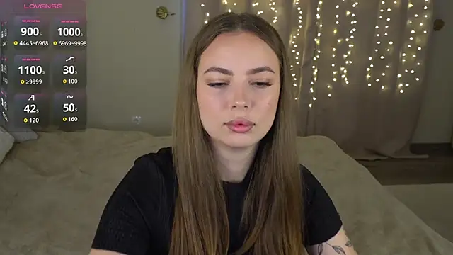 Snapshot of JackieMoonn chatting on November 26, 2025, 9:53 am JackieMoonn online show from November 26, 2025, 9:53 am