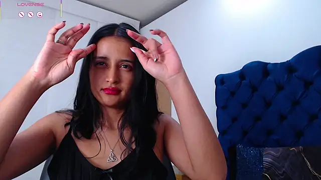 Lili666  online show from July 2, 2026, 4:07 am