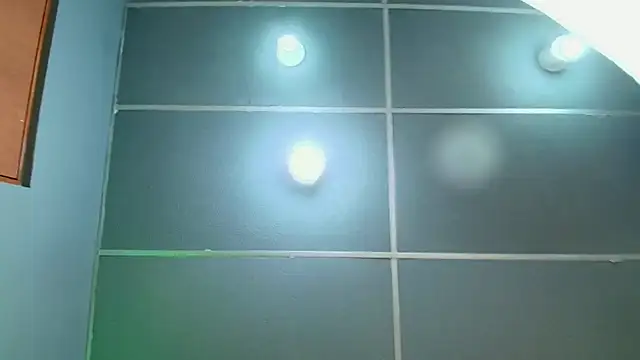 JONAS SMITH  online show from March 18, 2025, 5:44 pm