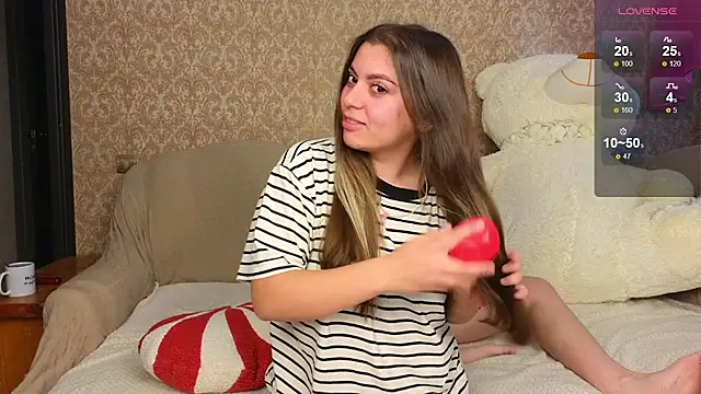 twobabesweet online show from September 11, 2025, 4:12 am