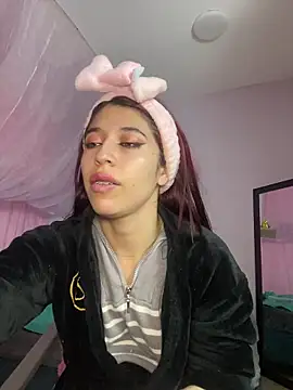 adriscute online show from May 22, 2026, 12:08 am
