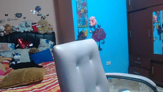 milfeddy  online show from March 13, 2025, 9:16 pm