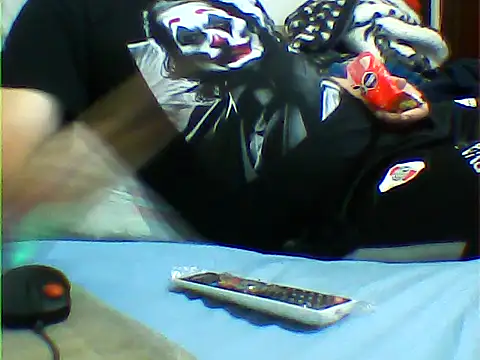 messi syssy online show from November 23, 2025, 12:15 pm