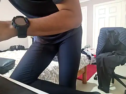 AmGuy23 online show from February 12, 2025, 3:51 am