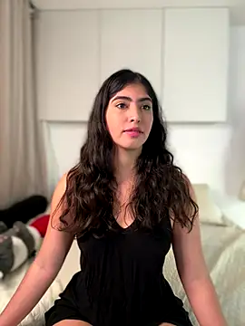 Gaby zahir  online show from October 8, 2025, 12:17 pm